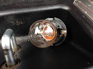 Rear Brake Light Warning DIY Fix-ml-bulb-1.jpg
