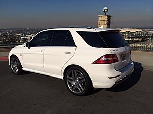 Side skirts on the ML550-photo-4.jpg