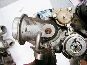 Images/Diagrams of the M275 V12 Bi-Turbo-turbo4.jpg