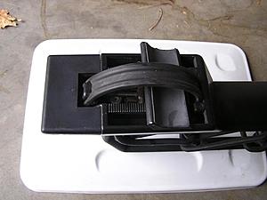 Lost Mercedes roof rack key(s)-3.jpg