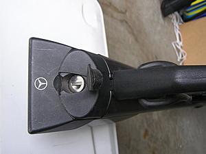 Lost Mercedes roof rack key(s)-6.jpg