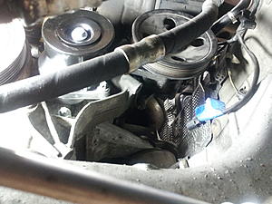 2005 CLK320 whining noise (alternator??)-5.jpg