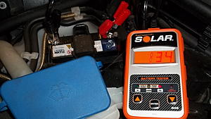 Battery tester / test-aux-battery-test-20141115a.jpg