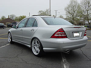 2005 C230 Sport Sedan 6sp manual only 13k miles-dsc01248.jpg