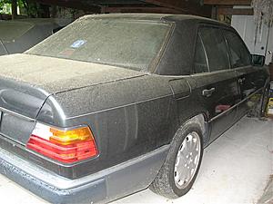 Mercedes 1990 300E, grey- 00-rearangle.jpg