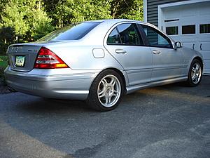 Clean 02 C32 AMG - Low mileage - Excellent condition-dsc01446.jpg