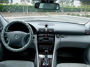 2002 Mercedes Benz C240 - NO ACCIDENT! 1 OWNER! CLEAN TITLE! (Irvine, CA)-04_c240_inside.jpg