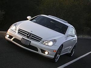 2008 Mercedes-Benz CLS63 AMG w/Rare AMG Performance Package Option in Pearl White-dscn3787.jpg