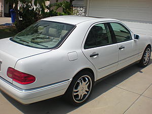 FS: White 1999 Mercedes-Benz E320 in SoCal-dscn2541.jpg