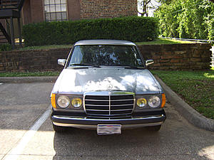 FS: 1984 300D 130,000 miles-front.jpg