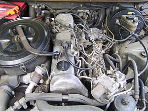 FS: 1984 300D 130,000 miles-engine2.jpg