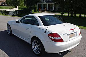 2007 SLK350 6 Speed Manual Transmission 17K miles-car2.jpg