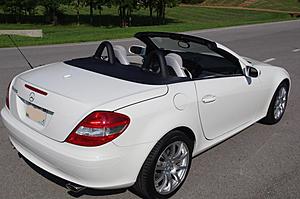 2007 SLK350 6 Speed Manual Transmission 17K miles-car4.jpg