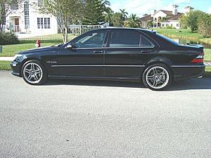 FS: Mercedes S65AMG w220 2006-7 Black/Black-dsc02070.jpg