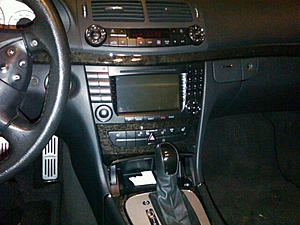 Selling my E55 unfortunately.-center-console-e55.jpg