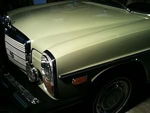 1976 240D-green-front-light.jpg