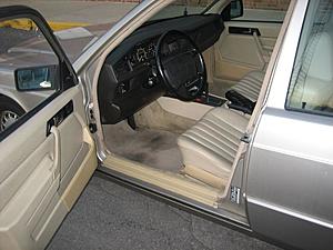 1990 Mercedes-Benz 190E 2.6 - Good Condition - 00 - near Detroit, MI-driver-interior.jpg