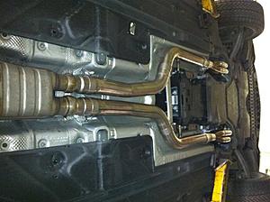 F/S 2009 C63 AMG-headers-without-cats.jpg