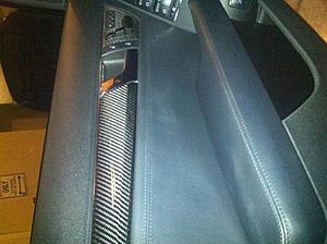 F/S 2009 C63 AMG-door-panel.jpg