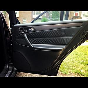 2003 MERCEDES C32 AMG-img_0954.jpg