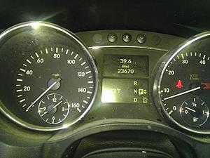 2006 MERCEDES-BENZ R500super clean miles 23650-imag0312.jpg