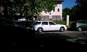 FS: 1995 Mercedes E300 Wagon alt=,900-merc-distant-2.jpg