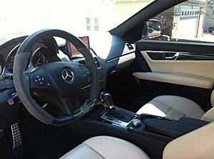 FS: 2009 C63 AMG-photo-5.jpg