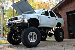 92 Toyota 4Runner Rock Crawler w/ built 385 Stroker-image.jpg