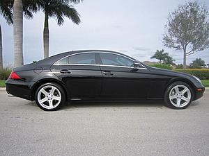 FS FL: 2007 CLS550 Sedan Black 47,000 Miles Perfect-img_exterior-r.jpg