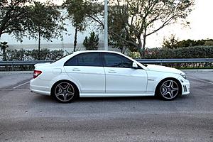 FS: 2009 C63 | White | Awesome-img_0332.jpg