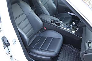FS: 2009 C63 | White | Awesome-img_0336.jpg
