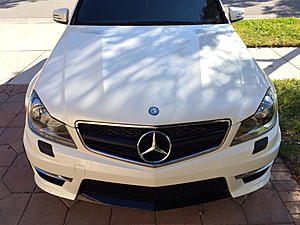 FS 2012 C63 AMG White Diamond-image-2644496480.jpg
