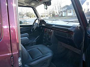 FS: 1996 G320 in Canada ,900 (105,000 kms)-frontseat.jpg