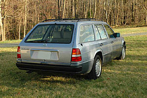 FS: 91' 300TE  (Wagon)-right-rear.jpg