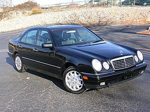 New Member. Need help to sell 98 E300TD-dscn2810.jpg