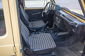 1983 Mercedes-Benz 280GE (Dealer)-front_seats_1.jpg
