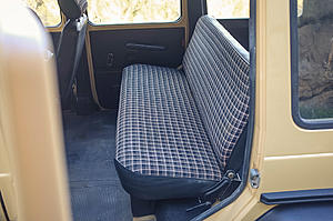 1983 Mercedes-Benz 280GE (Dealer)-rear_seat_1.jpg