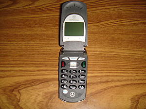 FS: Mercedes Benz Motorola V60 Factory Phone-dsc00094.jpg