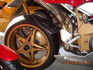 FS: MV Agusta F4 Serie Oro - collector superbike-dscn0244.jpg