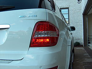 GUYS WHO HAS PiCTURES OF A WIGHT 2009 ML63 JUST POST iT ^^ PLEASE >>>>>>>>>>>>>>>>>>>-8dd1def1.jpg