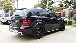 SELLING MY RIMS AND TIRES OFF MY ML63-20131016_123639.jpg
