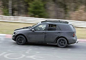 The new (W164) ML55 or ML63 Testing!!! photos.....-mercedes-ml55-amg-04.jpg