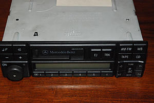 FS - Stock w210 cassette radio - from 98 e300 w/ 58000 miles!-dsc_2277.jpg