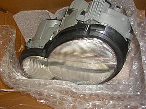 NIB W203 Drivers Side Non-Xenon Headlight OEM-cimg6901.jpg