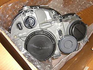 NIB W203 Drivers Side Non-Xenon Headlight OEM-cimg6902.jpg