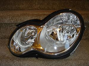 FS: Clear headlights C230 05+-r-light.jpg