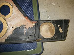 W124 Door pods and MB Quart speakers-9.jpg