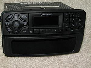 A Used CD &amp; RADIO CONTROLLER FOR CLK (W209)-parts-2-.jpg