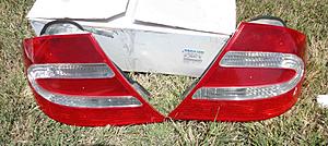 Pre-Facelift W209 Taillights.-front_taillights.jpg