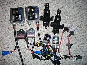 FS: VVME 55W HID Kit + error eliminators + 2 sets of bulbs - -sany1337.jpg